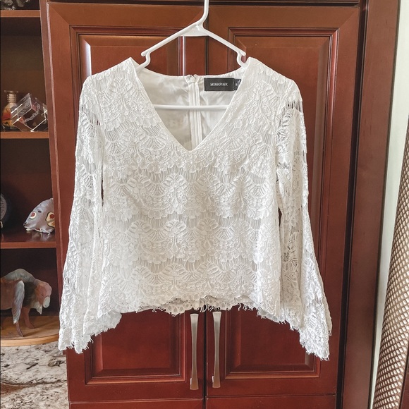 MinkPink Top - Picture 1 of 6